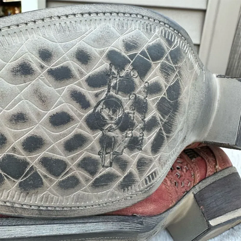 Circle G round leather